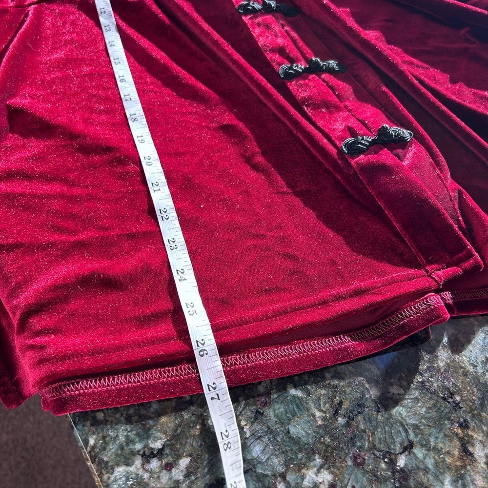NWT Vintage Clio II Scarlet Red Velour Tunic Jacket. Mandarin collar, frog clasp - Picture 11 of 13